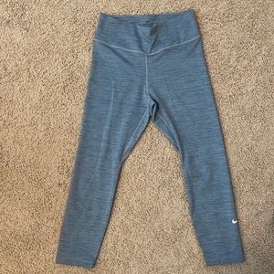 Nike Dri-Fit Medium Workout Leggings. New conditon!